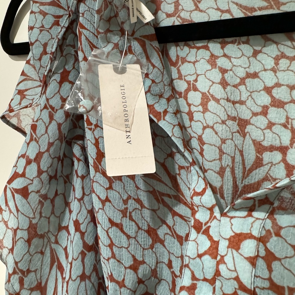 New!! blouse - Picture 3 of 4